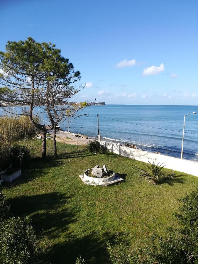 Anastazia'S Seaside Apartments Roda  Buitenkant foto